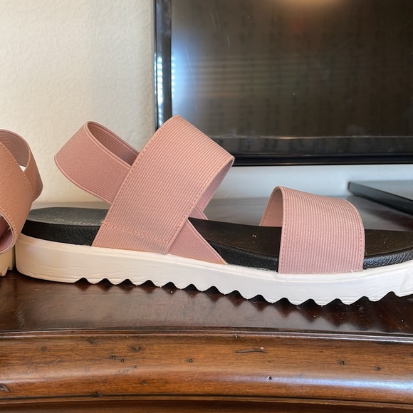 Madden sandals - Picture 2 of 3